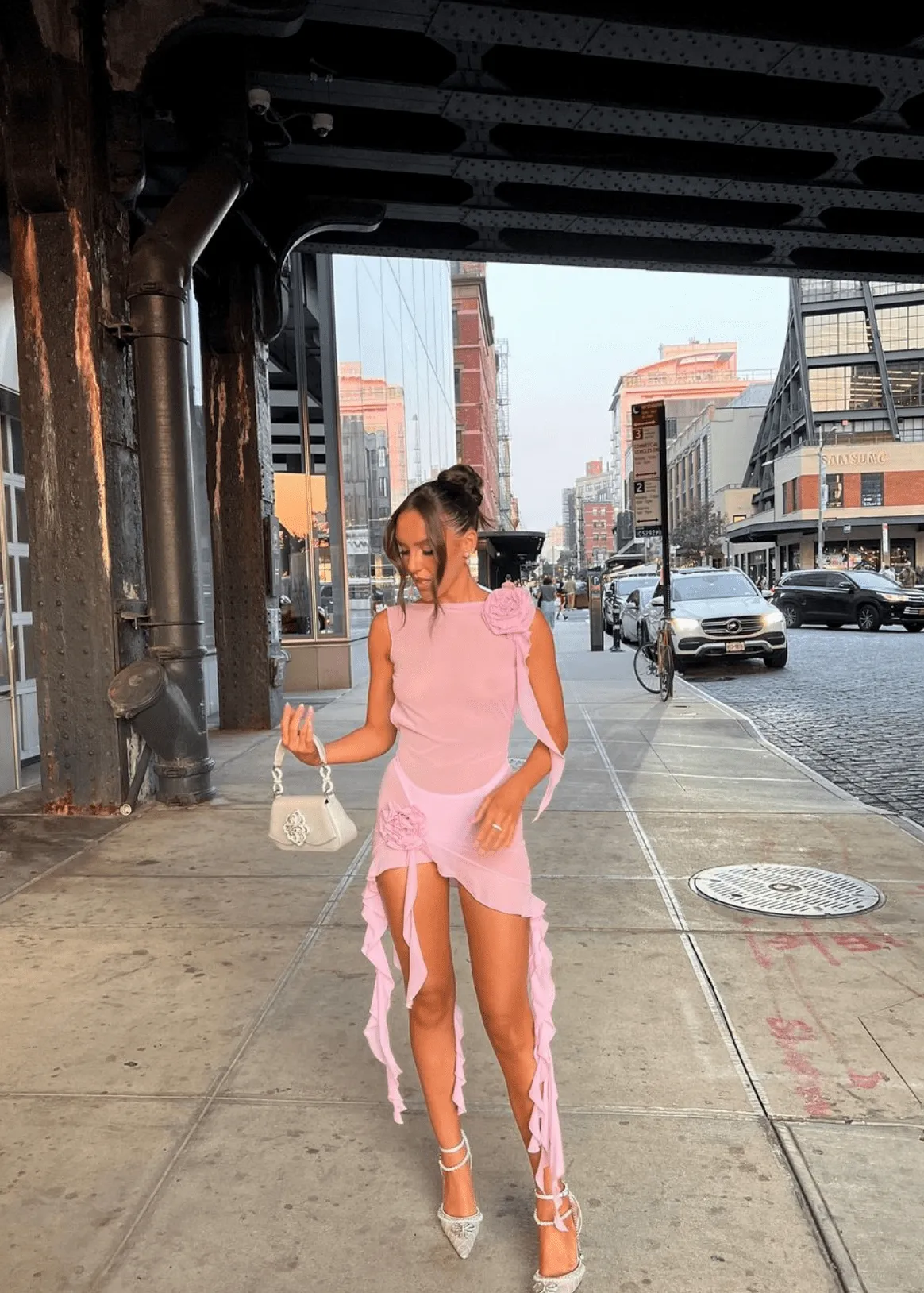 Fanci Club - White Apple Cocktail Dress in Pink