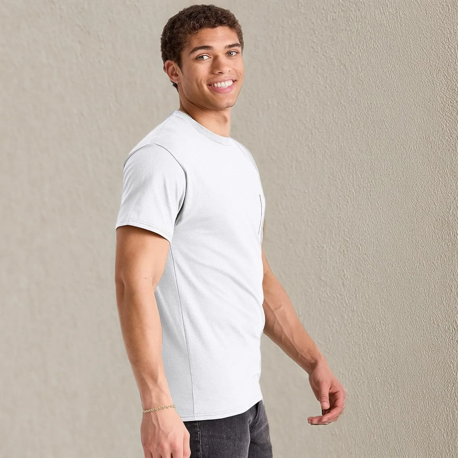 Hanes Men's Essentials Short-Sleeve Pocket T-Shirt Pack, Cotton Crewneck Tee, 3-Pack