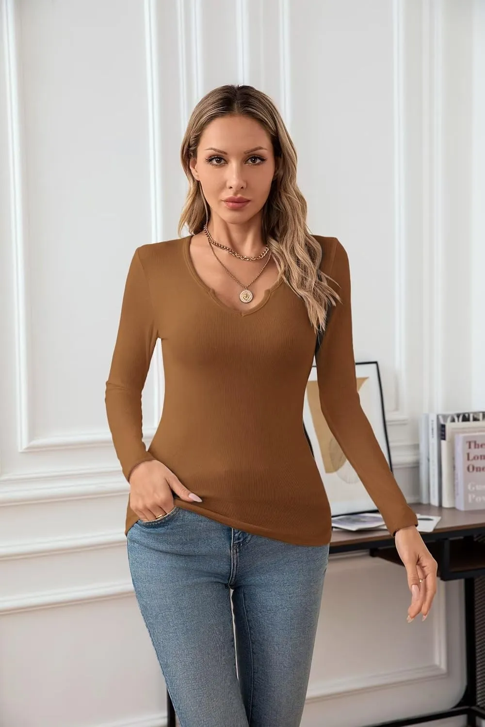 VICHYIE Womens Tops V Neck Summer Short Sleeve Casual Slim Fitted Tshirt