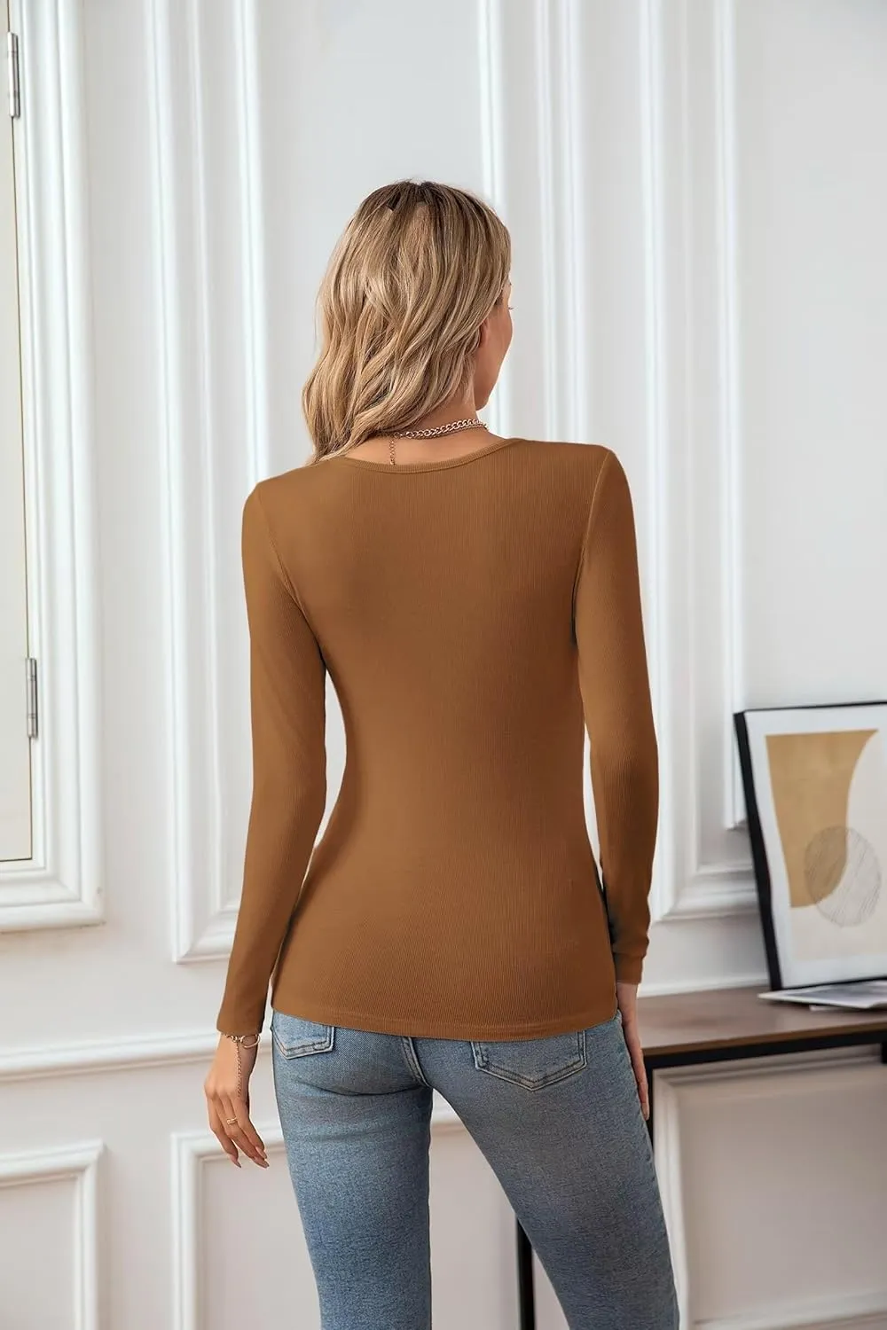 VICHYIE Womens Tops V Neck Summer Short Sleeve Casual Slim Fitted Tshirt
