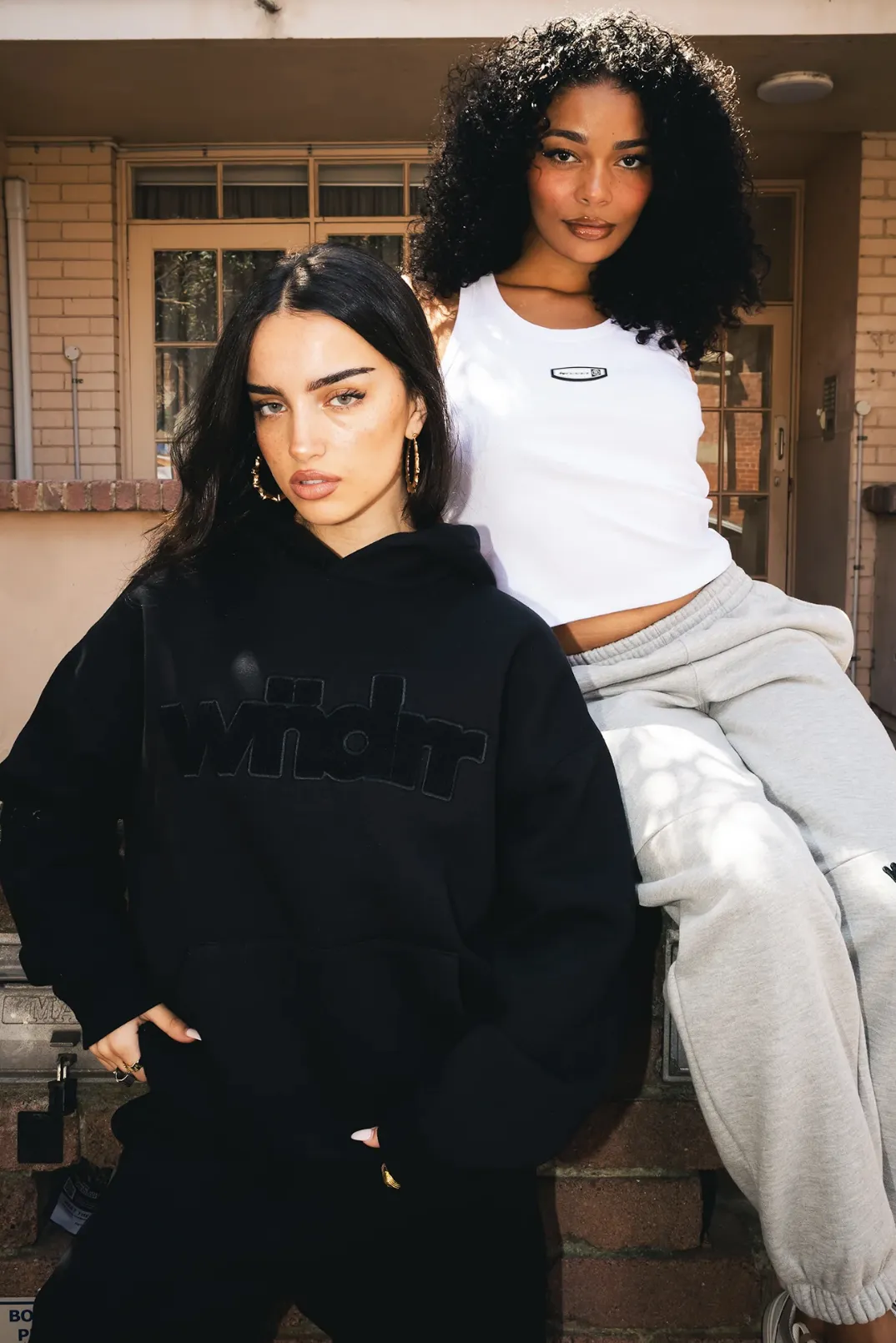 WNDRR TONE HOOD SWEAT - BLACK/BLACK
