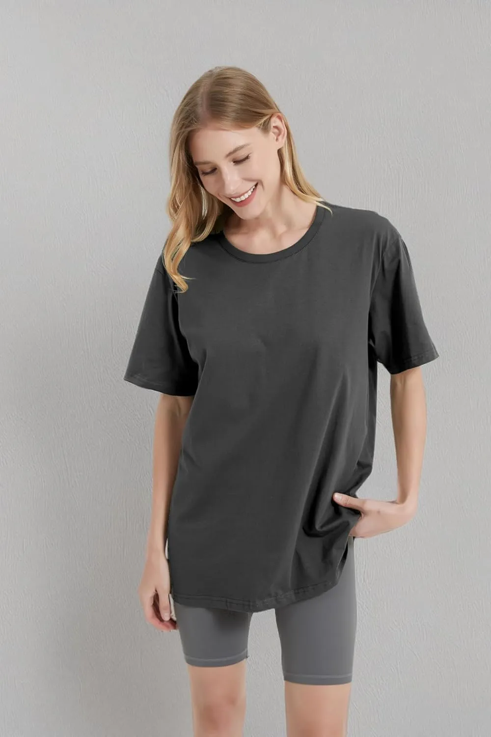 Womens Oversized Boyfriend Tee Shirts Short Sleeve Trendy Crew Neck Loose Workout Tee Casual Summer Tops Cotton